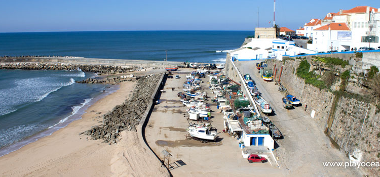 Efetuadas buscas por homem desaparecido na praia dos Pescadores na Ericeira
