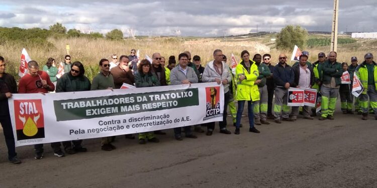 Trabalhadores da Tratolixo em greve no dia 20 de Maio