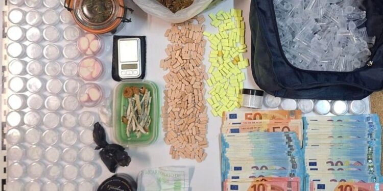 PSP detém UBER de drogas