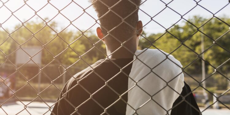 Homem Detido por Atos Exibicionistas nas Imediações de Escola em Lisboa