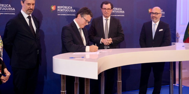 Governo de Portugal e Município de Mafra Firmam Acordos para Construir Novas Habitações através do Programa “Construir Portugal”