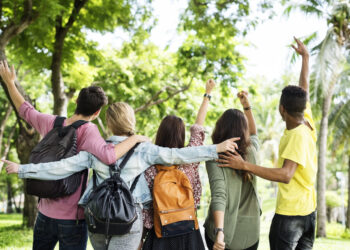 Mafra Celebra o Dia Internacional da Juventude com Programação Focada na Inovação Digital e Sunset Party