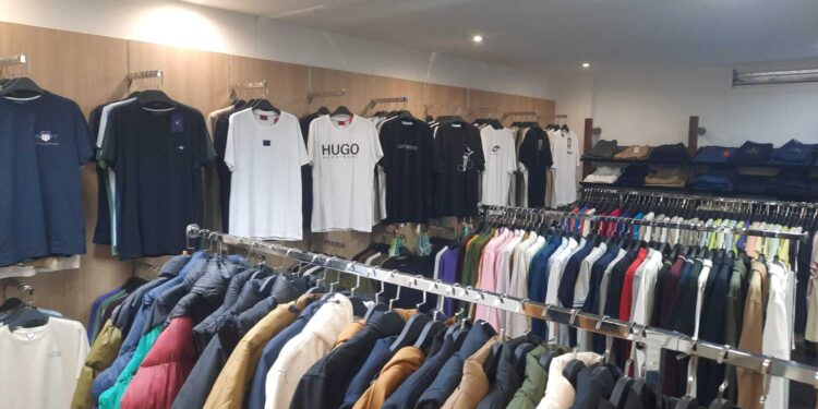 ASAE apreende artigos de vestuário contrafeito num valor superior a 40.000,00 Euros