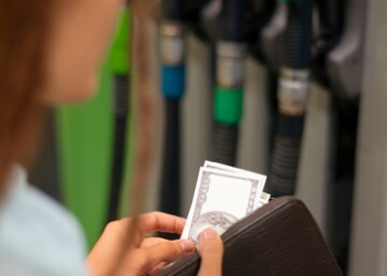 Descida dos preços dos combustíveis na próxima semana