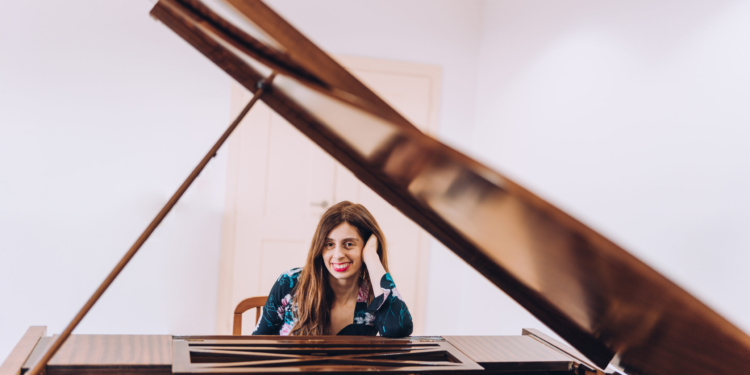 Teresa da Palma Pereira apresenta recital “Cantos de Amor e de Paixão” em Mafra