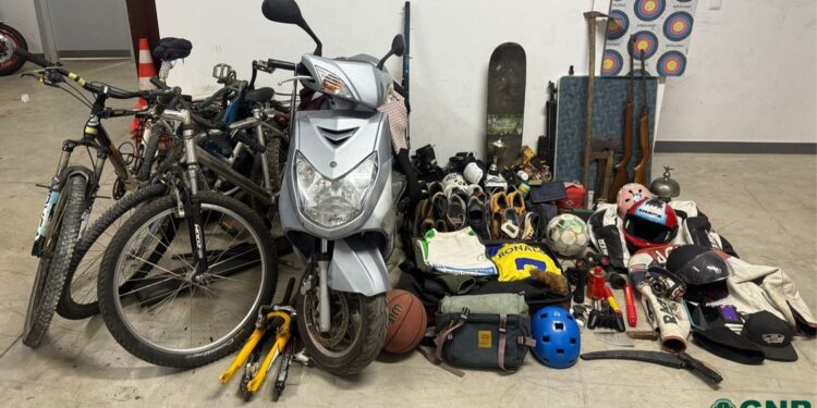 Ericeira – Detido por posse de arma proibida