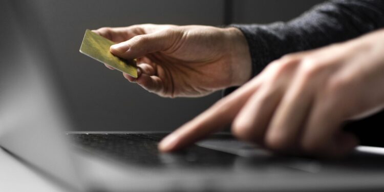 Banco de Portugal alerta para esquema financeiro não autorizado “Euro Global Banco”