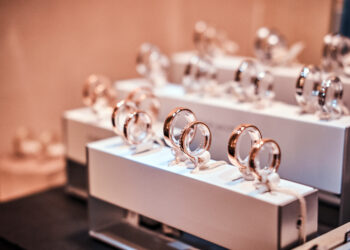 Detido e extraditado para Portugal autor de roubo a ourivesaria em Sintra