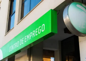 374 mil beneficiários de subsídio de desemprego