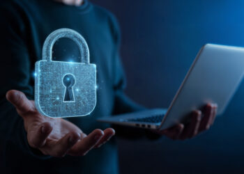 PSP, Airbnb e Centro Nacional de Cibersegurança partilham 6 conselhos para evitar burlas este Natal