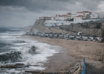 Depressão JOSEPH traz chuva forte, neve, vento intenso e forte agitação marítima ao continente