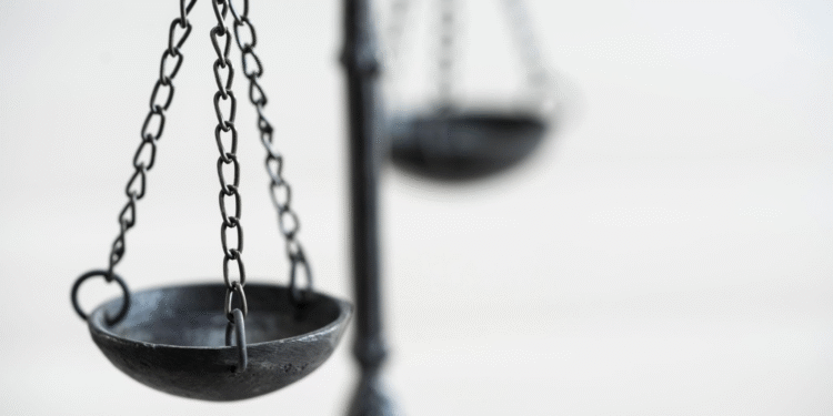 Mafra – Detida para cumprimento de cinco anos de pena de prisão efetiva