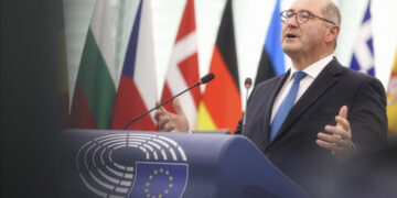 Parlamento Europeu aprova posição para orçamento 2028-2034 com reforço do Erasmus+ e AgoraEU