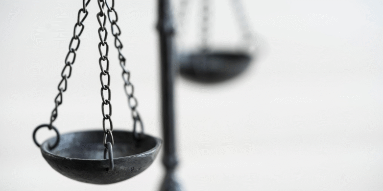 Mafra – Detida para cumprimento de cinco anos de pena de prisão efetiva