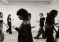 Colectivo A TRIBO apresenta tríptico sobre crescimento, tecnologia e relações humanas em Mafra e na Ericeira