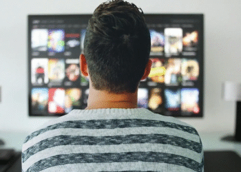 Smart TV é o principal equipamento para aceder a plataformas de streaming em Portugal