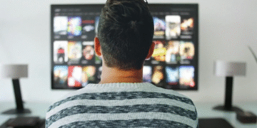 Smart TV é o principal equipamento para aceder a plataformas de streaming em Portugal
