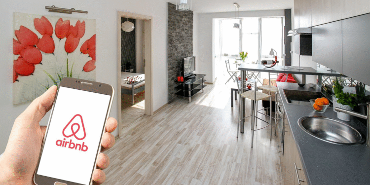 PSP e Airbnb alertam para aumento de burlas nas reservas de férias de verão