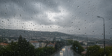 Aguaceiros fracos no Norte e Centro até ao final da tarde